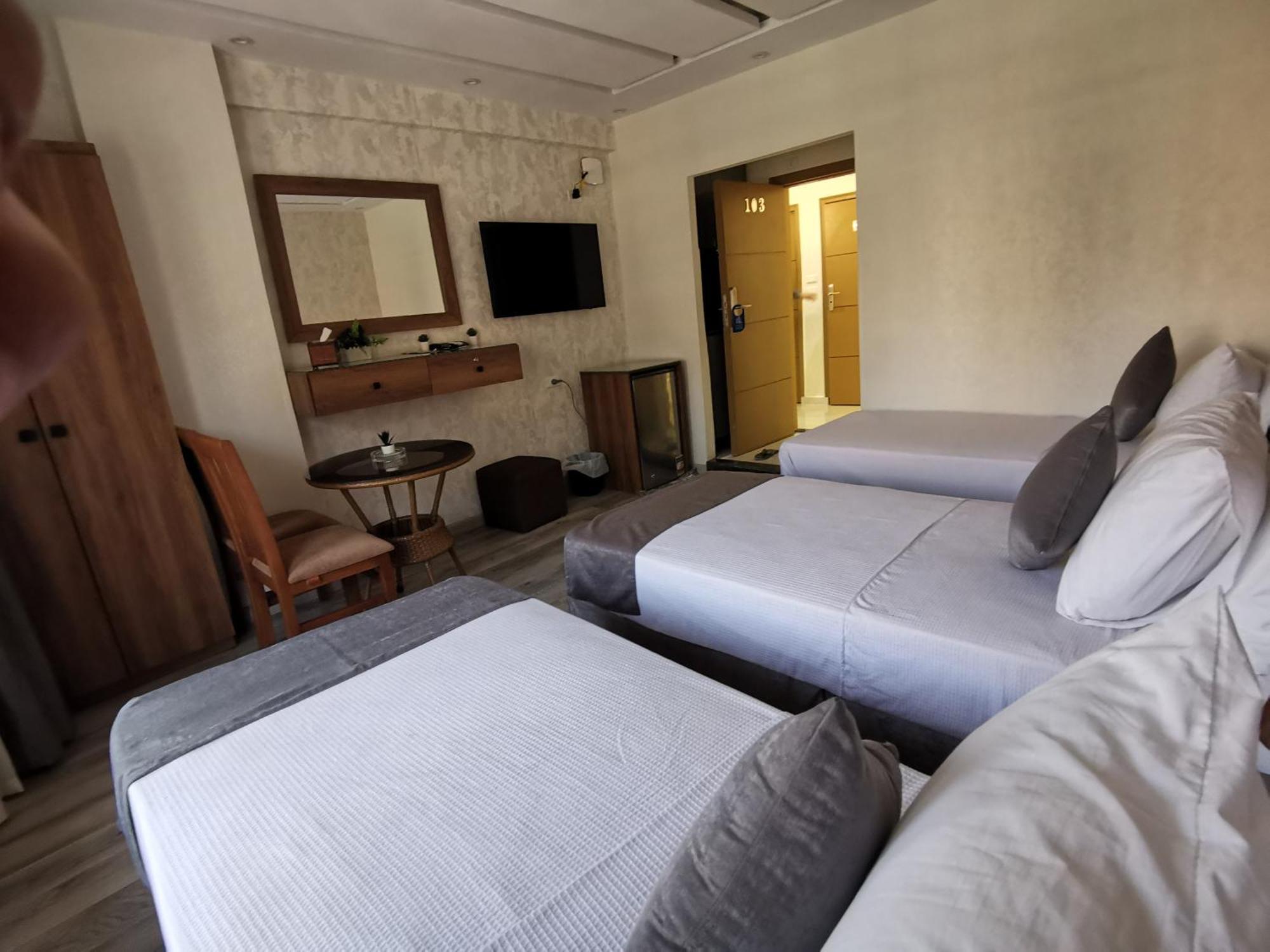 Swiss Hotel Downtown Cairo Exterior photo